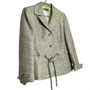 Kasper silver&cream stripe textured crop blazer with belt & bling buttonssize10